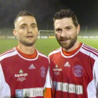 Alexandre et Arnaud ont fait craquer la défense de Bron.